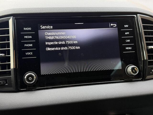 Skoda Karoq 1.5 TSI ACT Sportline Business Automaat Panoramadak | Trekhaak uitklapbaar | Adaptieve cruise control | Stoelverwarming | Climate control | LED 