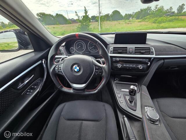 BMW 3-Serie 320i Upgrade Edition Automaat ZEER SCHERPE PRIJS