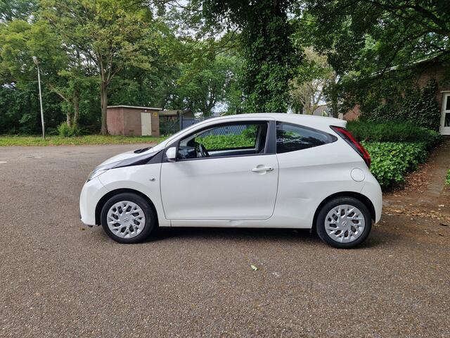 Toyota Aygo 1.0 VVT-i X-play, 1 eig., AUTOMAAT., 2019, 59912km