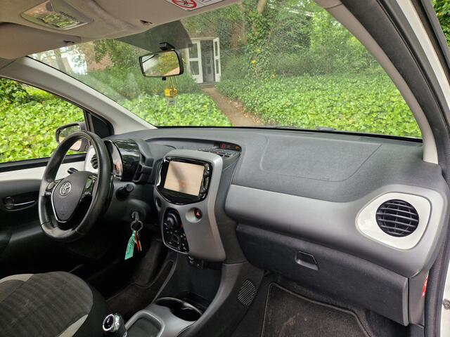 Toyota Aygo 1.0 VVT-i X-play, 1 eig., AUTOMAAT., 2019, 59912km