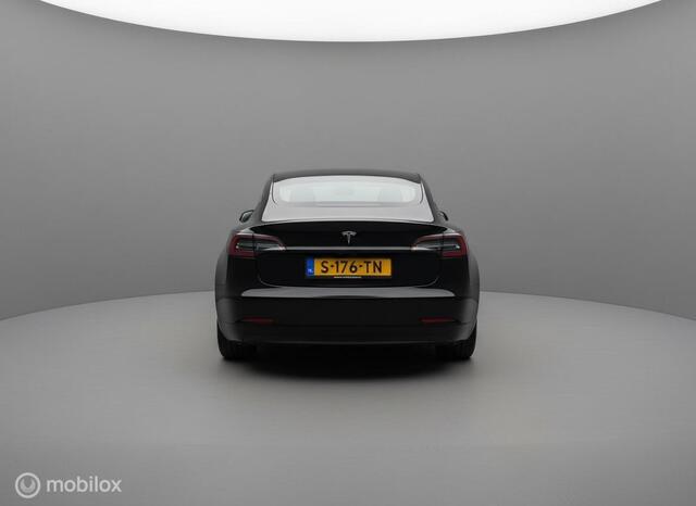 Tesla Model 3 RWD Standard Plus 60 kWh LFP | SOH 89,4% | BTW-auto | AMD Ryzen | Warmtepomp | APK 04/2027