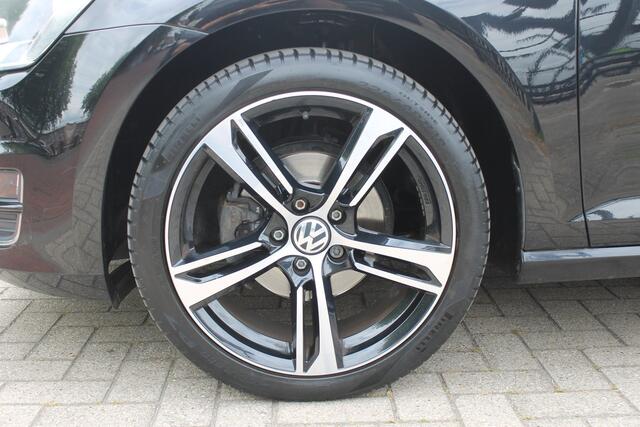 Volkswagen Golf Variant 1.2 TSI Business Edition Clima Navi Camera Cruise