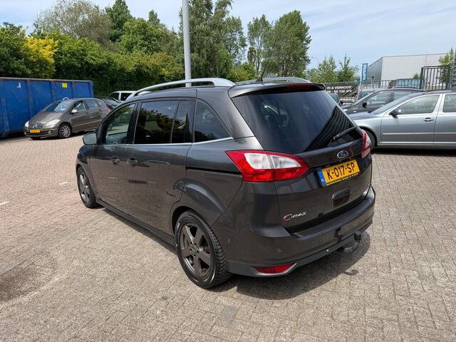 Ford Grand C-MAX 1.0 Titanium Inruil Mogelijk Dealer Onderhouden