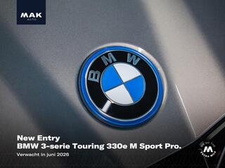 BMW 3-SERIE Touring 330e M Sport Pro , pano, 19