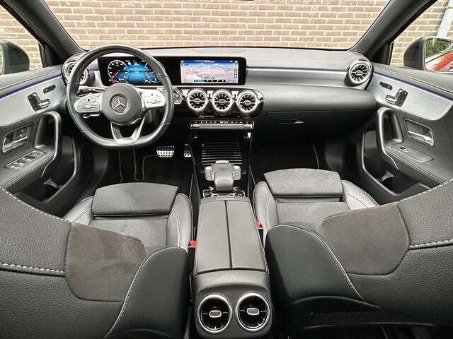 Mercedes-Benz A-Klasse 180 AMG EDITION | Panoramadak | Memory |