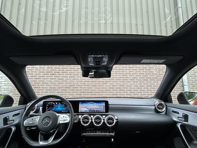 Mercedes-Benz A-Klasse 180 AMG EDITION | Panoramadak | Memory |
