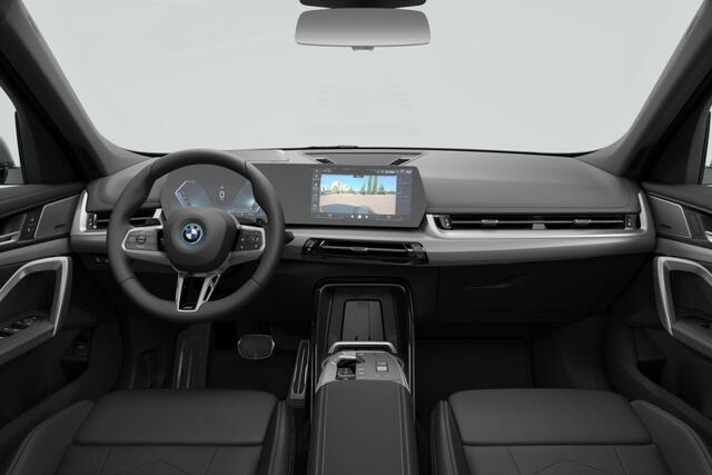 BMW X1 xDrive25e | M Sportpakket Pro | Innovation Pack | Travel Pack | Trekhaak
