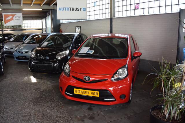 Toyota Aygo 1.0-12V 5-Drs Black & Bleu AIRCO,GOED ONDERHOUDEN