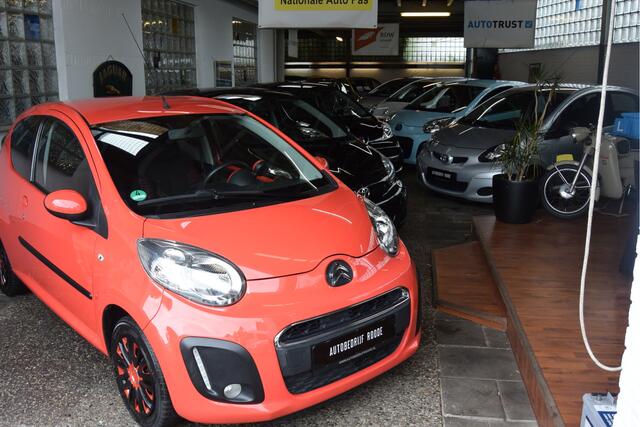 Toyota Aygo 1.0-12V 5-Drs Black & Bleu AIRCO,GOED ONDERHOUDEN