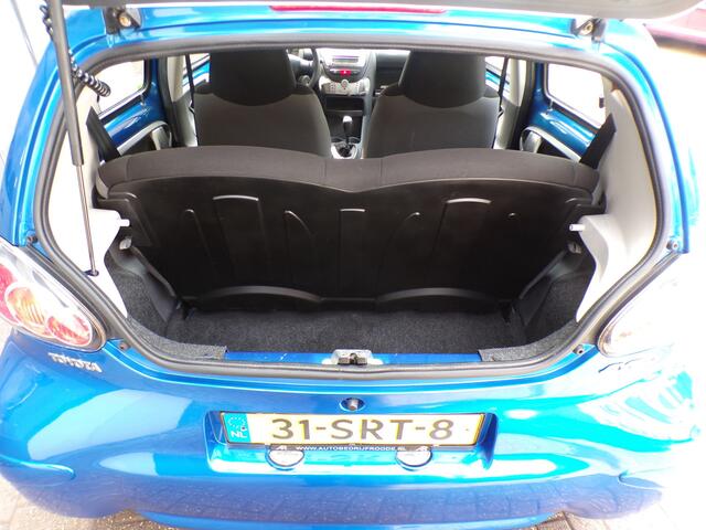 Toyota Aygo 1.0-12V 5-Drs Black & Bleu AIRCO,GOED ONDERHOUDEN