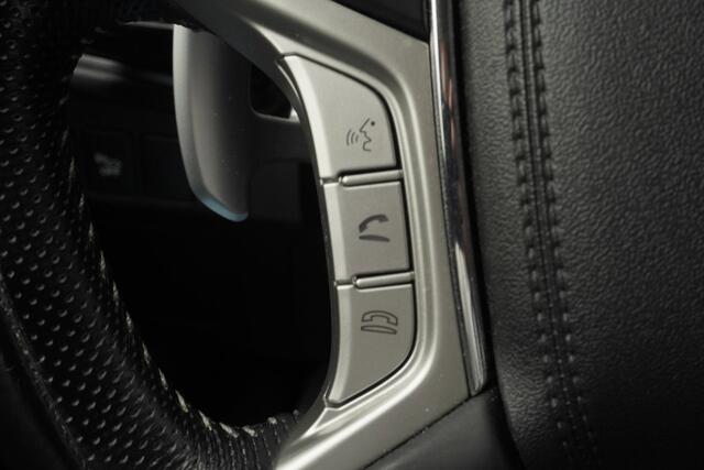 Mitsubishi Outlander 2.4 PHEV Pure+Apple-care-Play+camera+stoel-verw+Parel-White = SUPER 