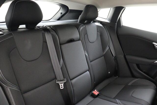 Volvo V40 T2 AUT. NORDIC+ -CRUISE|ADAP.LED|STOELVERW.|STANDKACHEL|NAVI|PDC|VERW.VOORRUIT|16