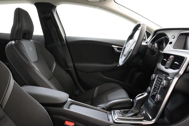 Volvo V40 T2 AUT. NORDIC+ -CRUISE|ADAP.LED|STOELVERW.|STANDKACHEL|NAVI|PDC|VERW.VOORRUIT|16