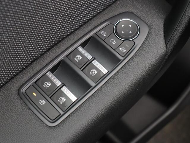 Renault Captur E-Tech full hybrid 160pk techno | Vijf jaar garantie | Stoel- en stuurwielverwarming | Achteruitrijcamera |