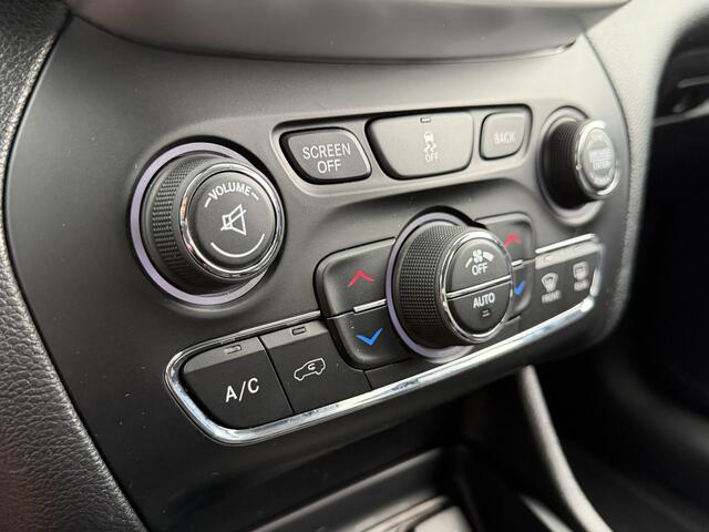 Jeep Cherokee limited 2.4 Limited 188pk |188 pk | Leder | Camera | Apple CarPlay | Trekhaak | Climate | Keyless