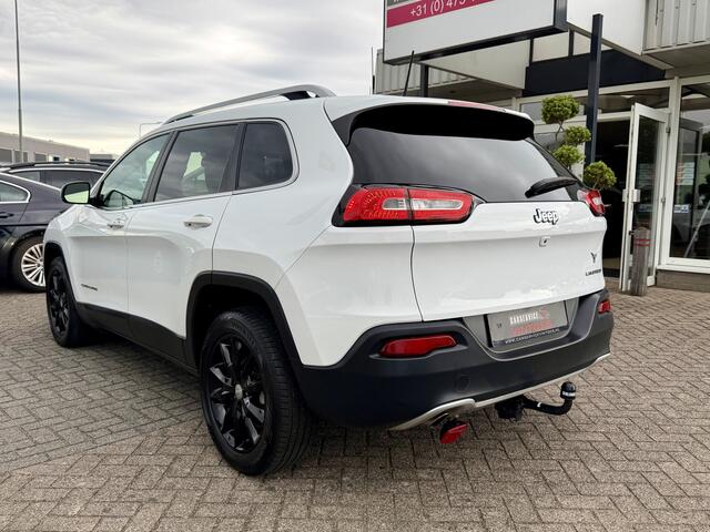 Jeep Cherokee limited 2.4 Limited 188pk |188 pk | Leder | Camera | Apple CarPlay | Trekhaak | Climate | Keyless