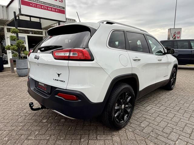 Jeep Cherokee limited 2.4 Limited 188pk |188 pk | Leder | Camera | Apple CarPlay | Trekhaak | Climate | Keyless