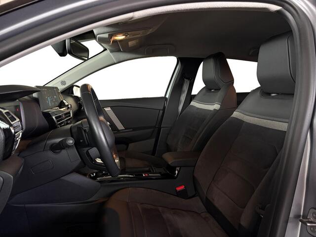 Citroen C4 Max 1.2 Hybrid 145pk e-DCS6 | TWO-TONE | ALCANTARA | STOELVERW. | ADAPTIVE CRUISE | HEAD-UP DISPLAY | CAMERA | DODHOEKBEW. | DAB+ | SHINE PACK |