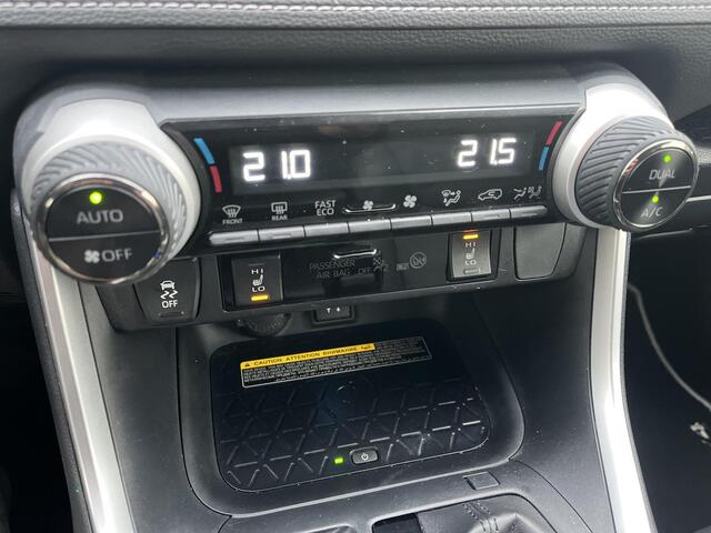 Toyota RAV4 2.5 Hybrid Executive | Lederen bekleding | Carplay | 360 graden camera | Stoelverwarming |