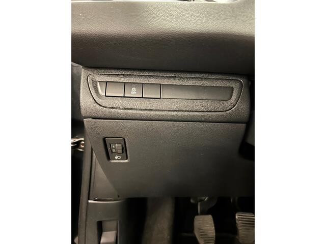 Peugeot 208 1.2 VTi Allure Airco Climate Bluetooth Isofix 5Deurs 16Inch