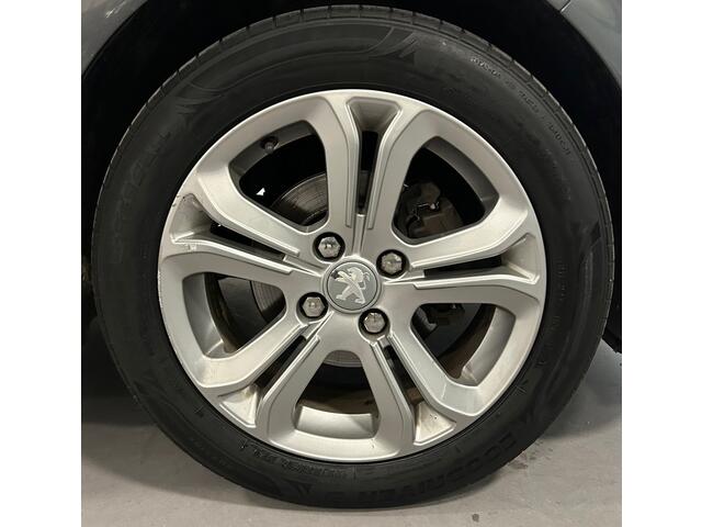 Peugeot 208 1.2 VTi Allure Airco Climate Bluetooth Isofix 5Deurs 16Inch