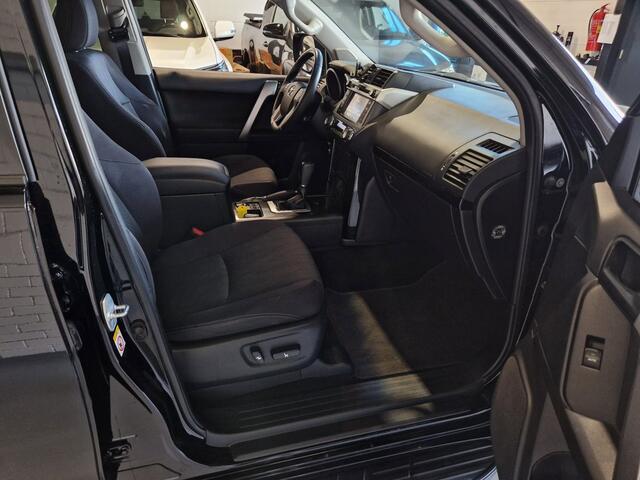 Toyota Land CRUISER LandCruiser 3.0 D-4D-F Grijs Kenteken Dealeronderh.