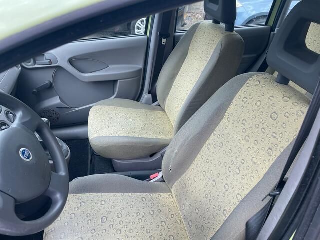 Fiat Panda 1.1 Active leuke auto weinig km