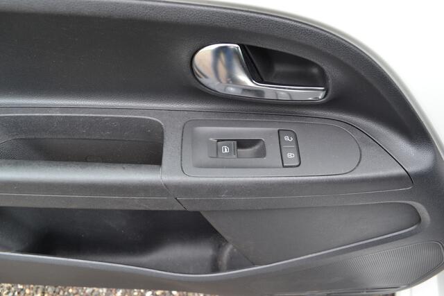 Volkswagen UP 1.0 move up BlueMotion Airco