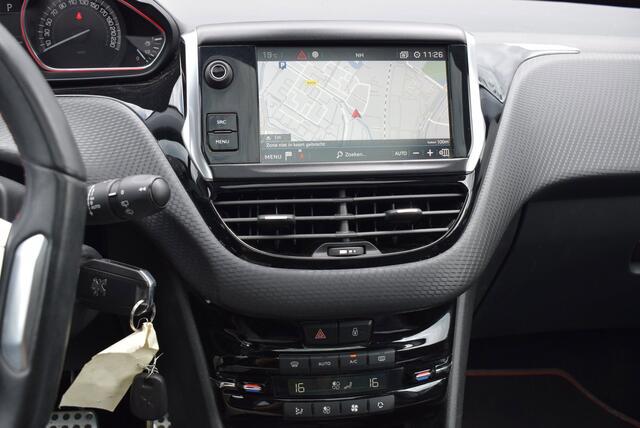 Peugeot 2008 1.2 Pure Tech Allure | PANORAMADAK | NAVIGATIE | CLIMATE CONTROL |CRUISE CONTROL|HALF LEDER | CARPLAY & ANDROID AUTO|