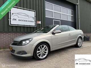 Opel Astra TwinTop 1.8 Temptation|Airco|Leder|Bluetooth|PDC|