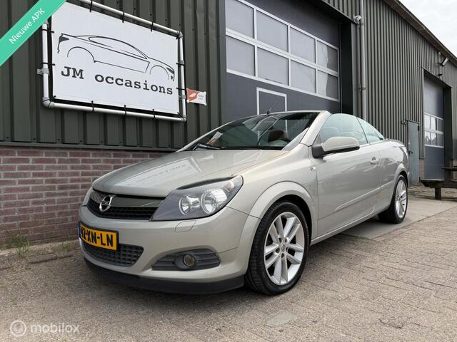 Opel Astra TwinTop 1.8 Temptation|Airco|Leder|Bluetooth|PDC|