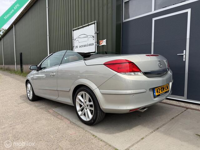 Opel Astra TwinTop 1.8 Temptation|Airco|Leder|Bluetooth|PDC|