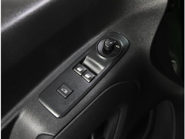 Peugeot Partner 1.5 75PK BlueHDI Pro | 1ste eigenaar | Airco | Parkeersensoren | Start/Stop Systeem | Centrale Deurvergrendeling Met Afstandsbediening | Schui