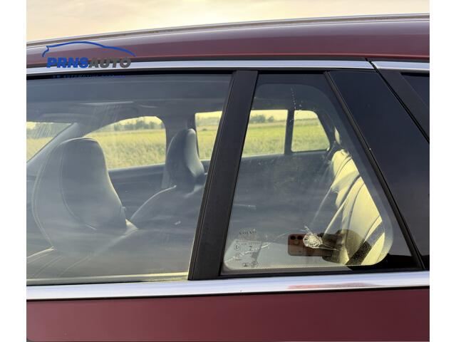 Volvo V60 D6 AWD Plug In Hybrid | 1e eigenaar | NAP | Pano | Leer