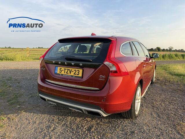 Volvo V60 D6 AWD Plug In Hybrid | 1e eigenaar | NAP | Pano | Leer