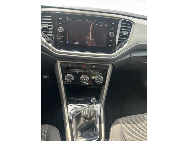 Volkswagen T-ROC 1.0 TSI Style , navigatie , pdc voor en achter