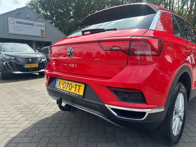 Volkswagen T-ROC 1.0 TSI Style , navigatie , pdc voor en achter
