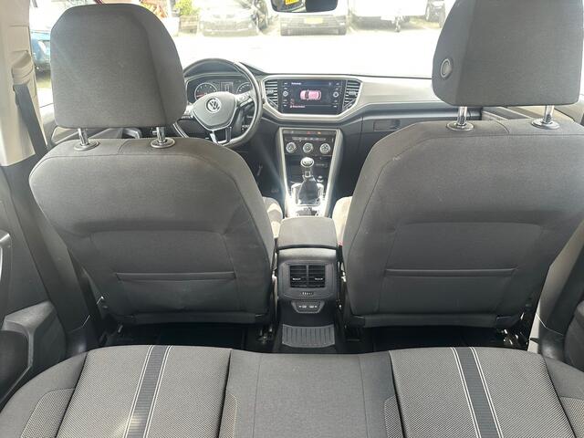 Volkswagen T-ROC 1.0 TSI Style , navigatie , pdc voor en achter