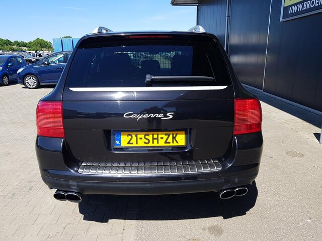Porsche Cayenne 4.5 S