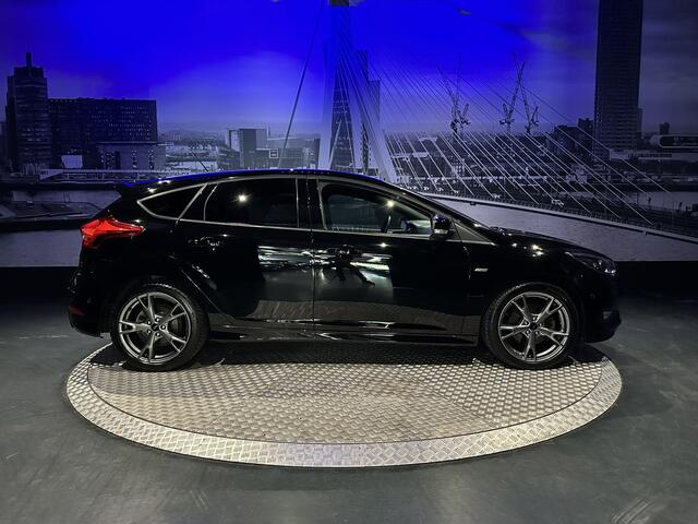 Ford Focus 1.5 EcoBoost ST Line Business NaviCamera