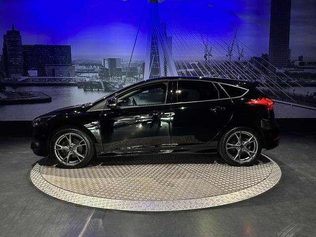 Ford Focus 1.5 EcoBoost ST Line Business NaviCamera