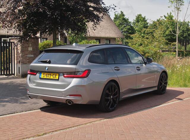 BMW 3-Serie Touring 318i | Virtual Cockpit | Facelift Model | Apple Carplay | 19 Inch | NL-Auto |