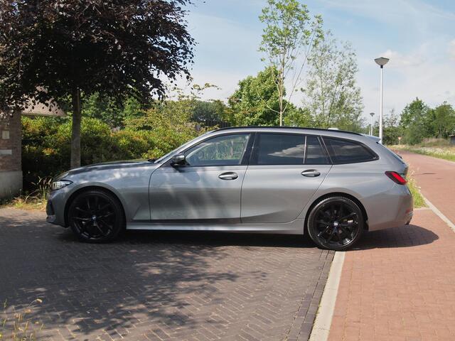 BMW 3-Serie Touring 318i | Virtual Cockpit | Facelift Model | Apple Carplay | 19 Inch | NL-Auto |