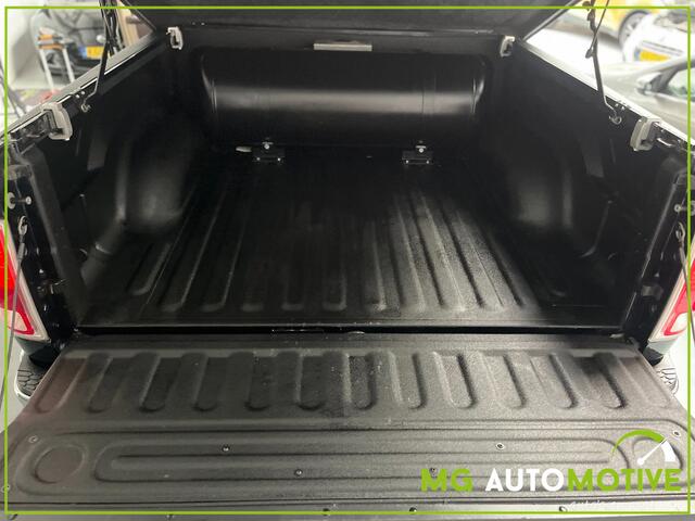 Dodge 1500 Ram 5.7 V8 4x4 Crew Cab Laramie Longhorn | Luchtvering | Stoelkoeling | Stoelverwarming | Prijs is EX
