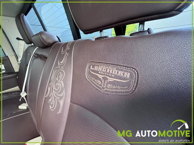 Dodge 1500 Ram 5.7 V8 4x4 Crew Cab Laramie Longhorn | Luchtvering | Stoelkoeling | Stoelverwarming | Prijs is EX