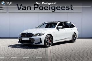 BMW 3-SERIE Touring 330e Trekhaak | M Sport | Panoramadak