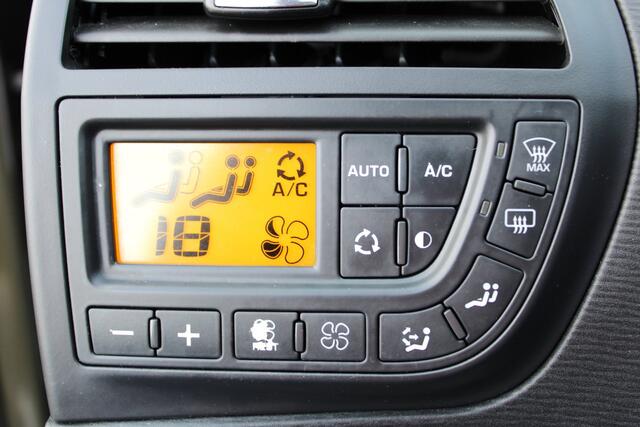 Citroen Grand C4 PICASSO 1.6 THP Collection EGS 7 Persoons Automaat