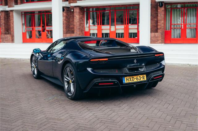 Ferrari 296 GTS LIFT NL Auto 3.0 V6