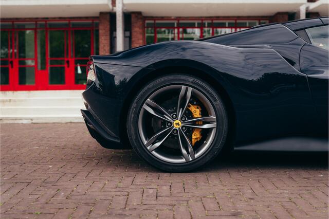 Ferrari 296 GTS LIFT NL Auto 3.0 V6