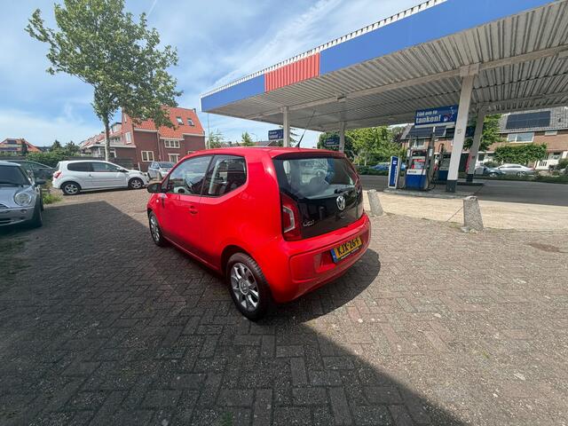 Volkswagen UP 1.0 high up NAVI-ANDOID-AIRCO-E APK